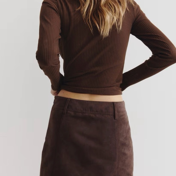 H&M Dark Brown Blazer & Skirt Set - Picture 8 of 13